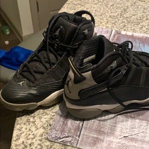 Jordan six rings grey black...used condition